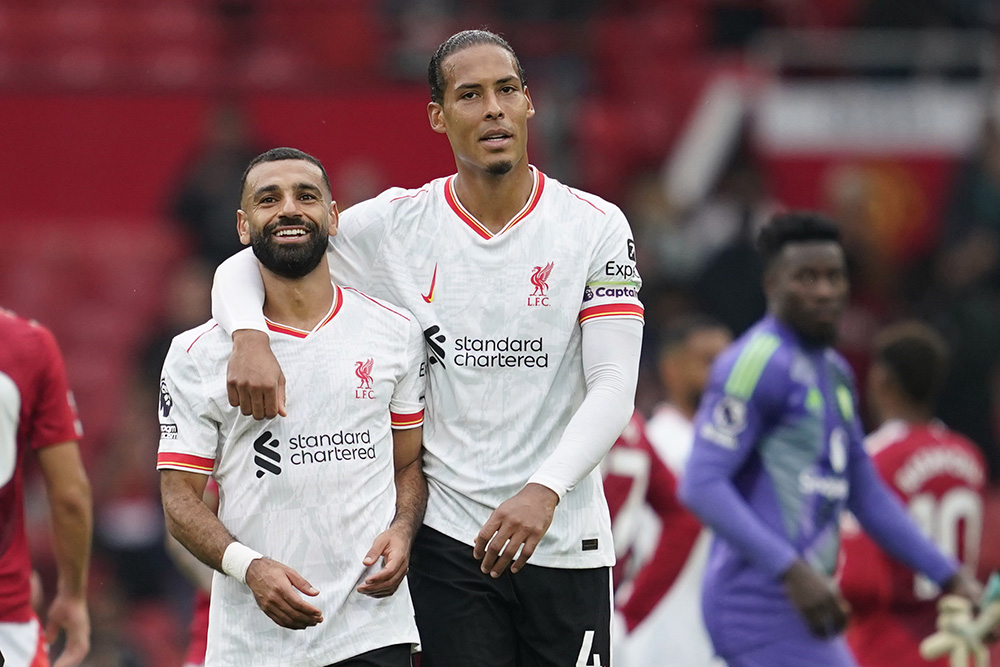 Cùng với Salah, cả Virgil van Dijk và Trent Alexander-Arnold cũng sắp hết hợp đồng với Liverpool